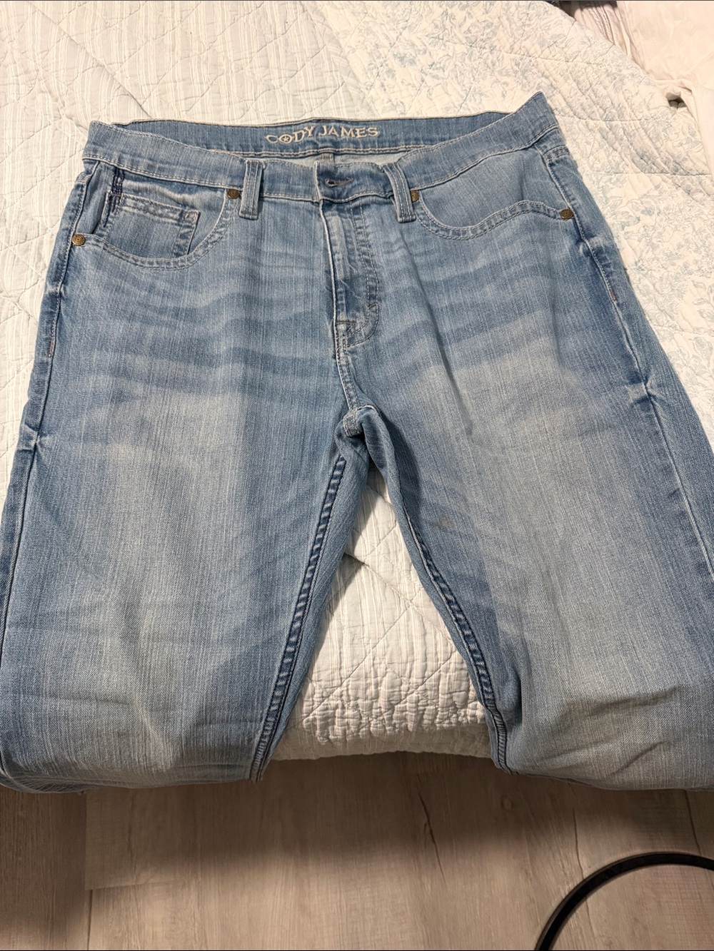 Cody James Men’s Light Blue Bootcut Jeans